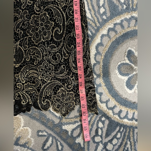 Black and gold dress - Picture 7 of 7